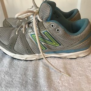 New Balance Sneakers Womens Size 8